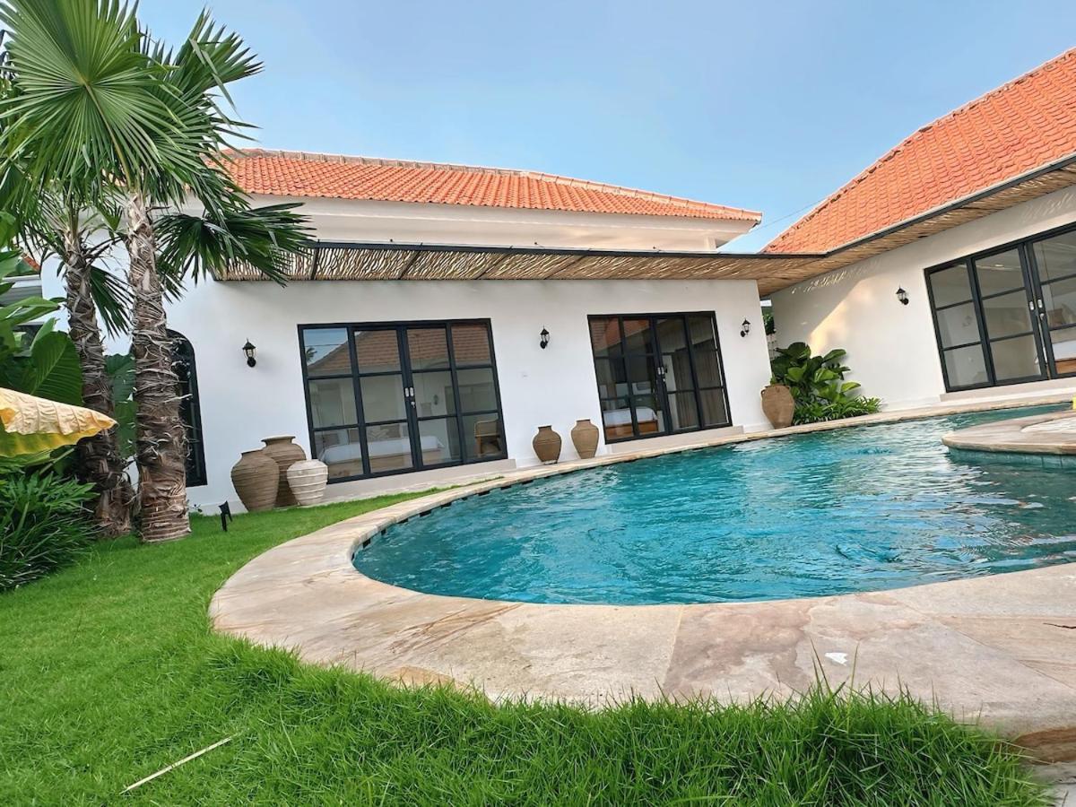 Amerta Villa Seminyak Exteriör bild