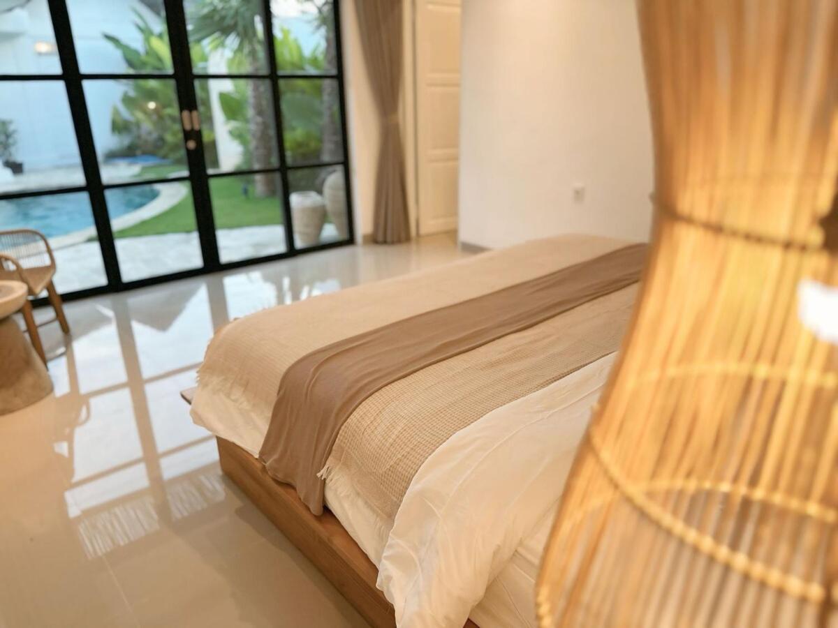 Amerta Villa Seminyak Exteriör bild