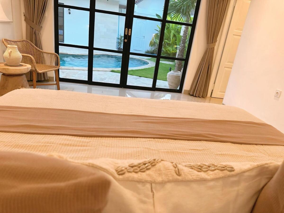 Amerta Villa Seminyak Exteriör bild